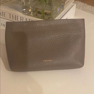 CUYANA LEATHER POUCH